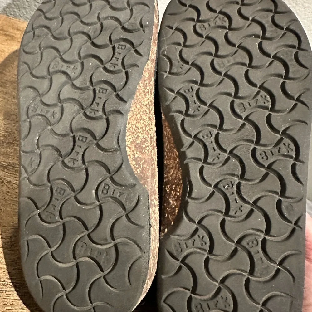 Birkenstock Dark Suede Lace-Up Derbys - Picture 4 of 4